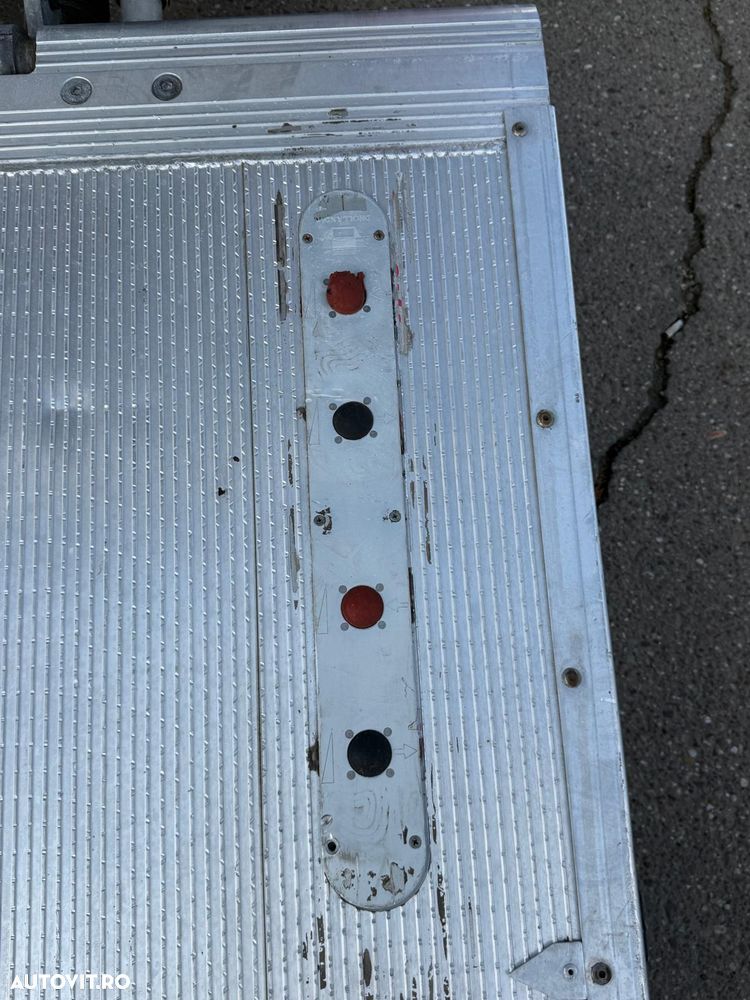 Mercedes-Benz Sprinter - 16