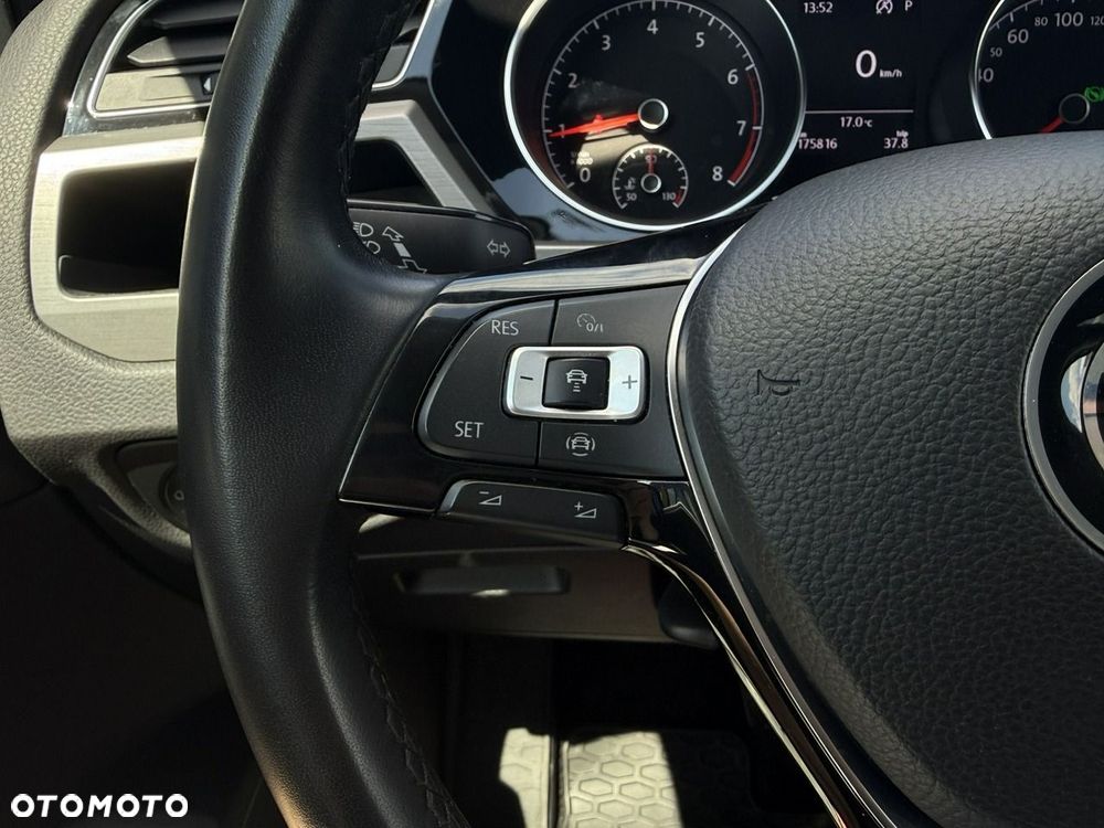 Volkswagen Touran 1.5 TSI EVO Comfortline DSG - 18