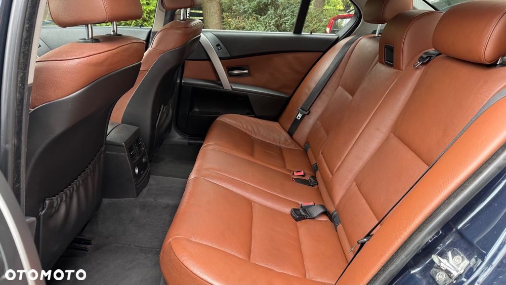 BMW Seria 5 - 25