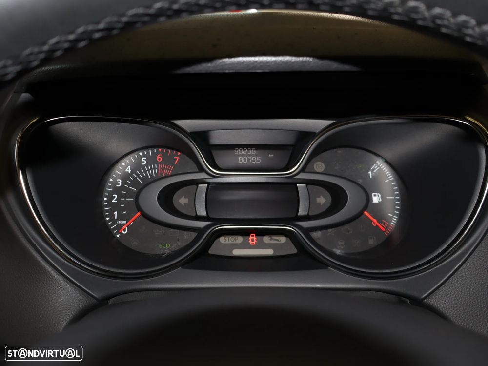 Renault Captur ENERGY TCe 120 Intens - 23