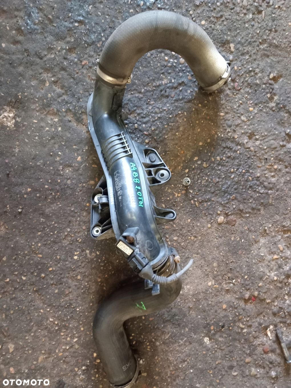 AUDI A4 B8 A5 8T RURA INTERCOOLERA 8K0145673AK - 1