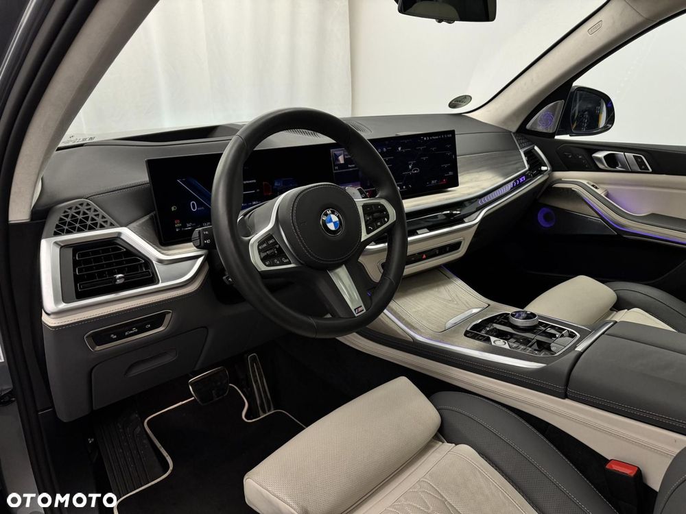 BMW X7 - 14