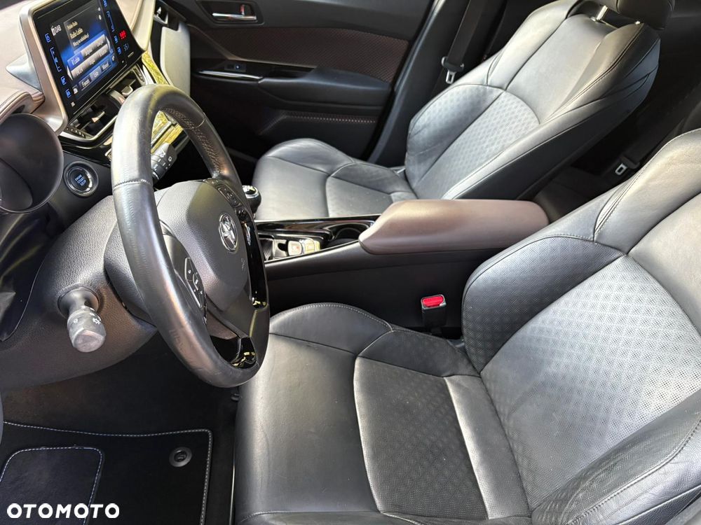 Toyota C-HR - 13