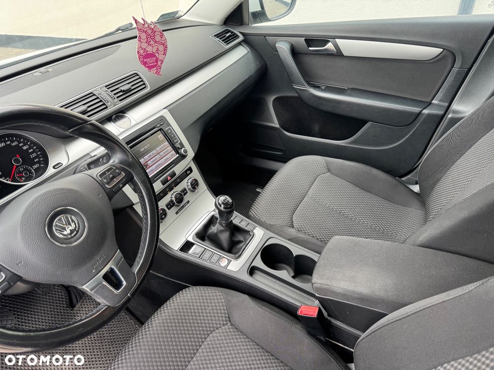 Volkswagen Passat 1.4 TSI Comfortline - 14
