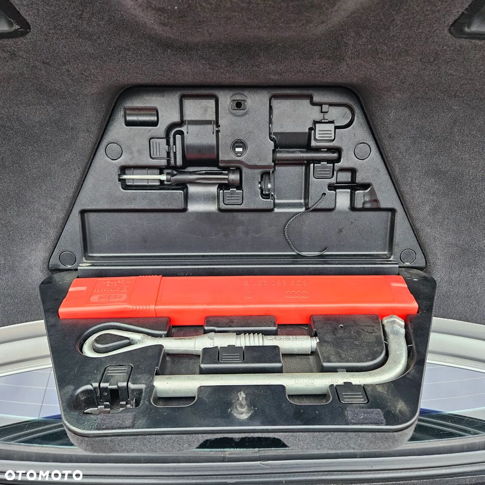 Audi A8 3.0 TDI Quattro - 33