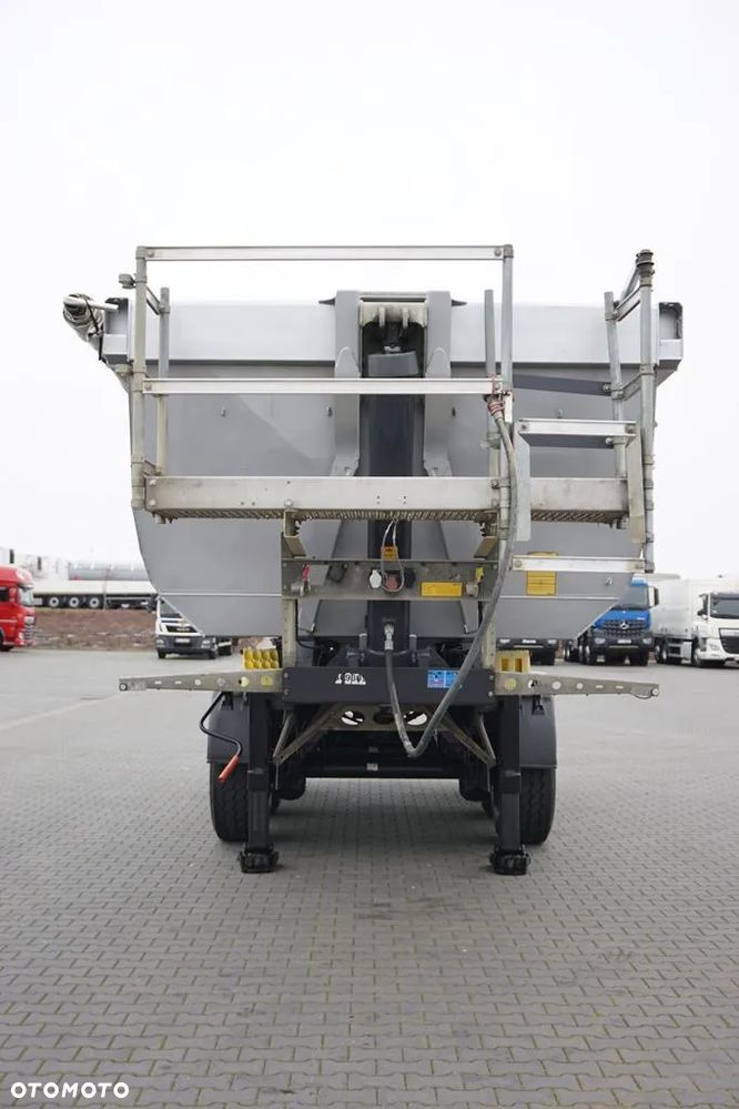 Schmitz Cargobull WYWROTKA / 24 M3 / OŚ PODNOSZONA - 7
