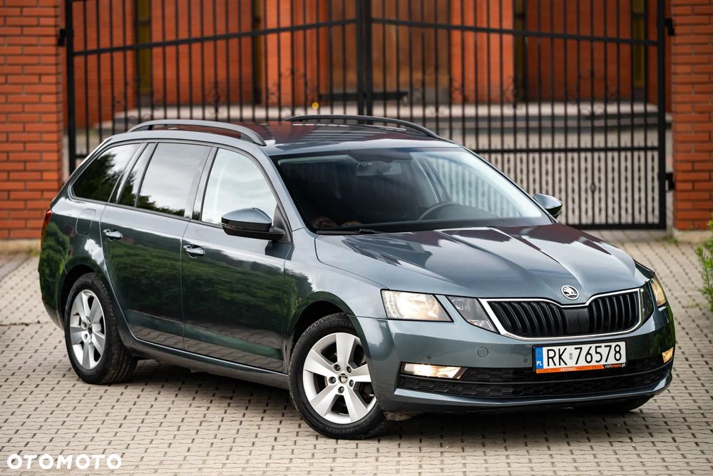 Skoda Octavia 2.0 TDI Clever DSG - 1
