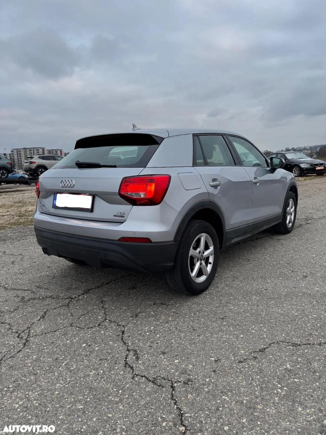 Audi Q2 2.0 TDI quattro S tronic design - 4