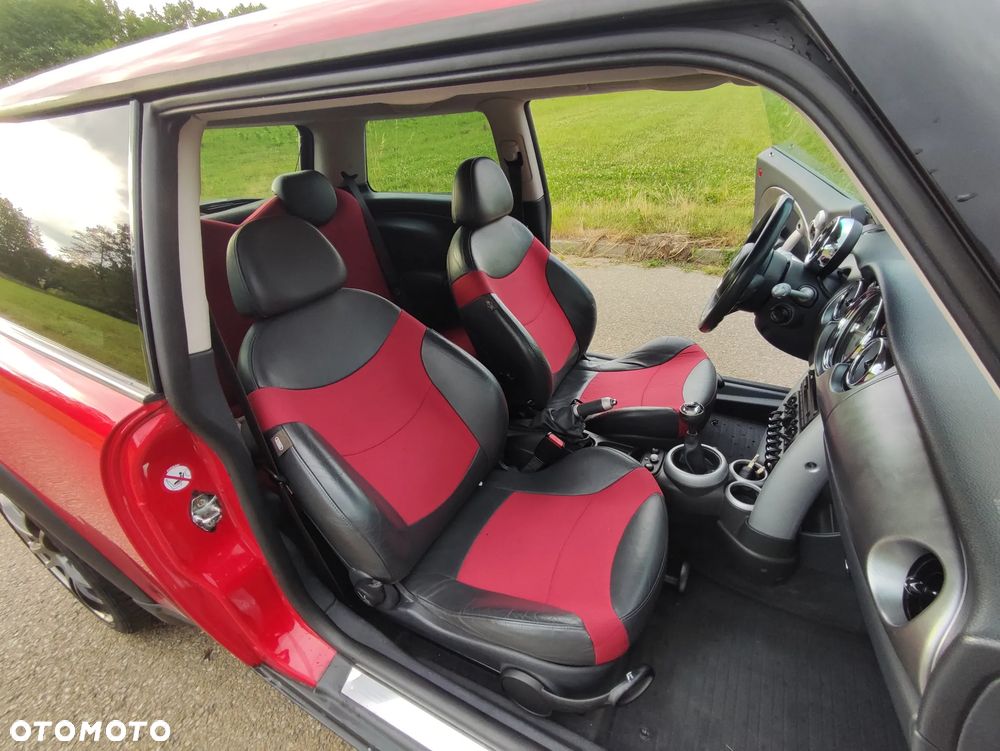 MINI Cooper Standard - 18