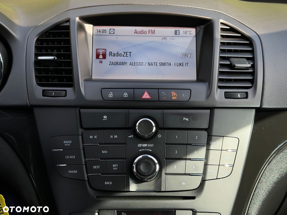 Opel Insignia - 22