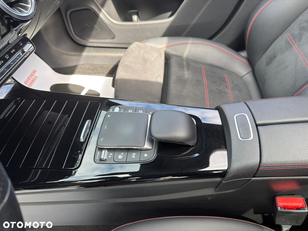 Mercedes-Benz CLA 200 d 8G-DCT AMG Line Advanced Plus - 27