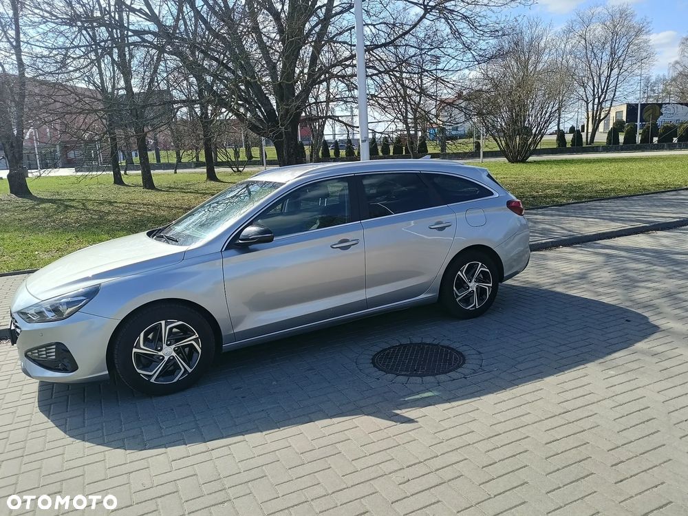 Hyundai i30 1.0 T-GDI Smart DCT - 1