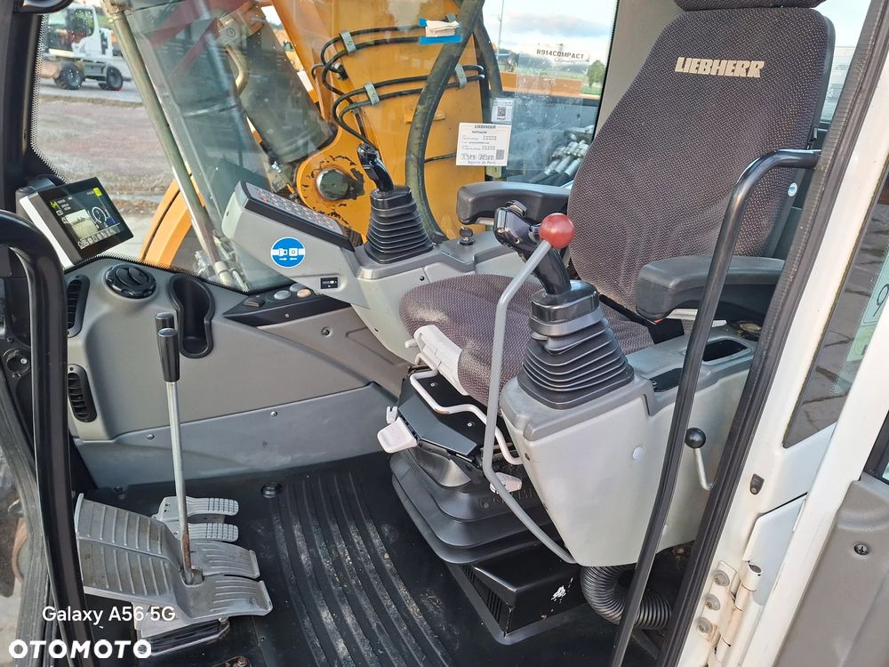 Liebherr R914 COMPACT - 12