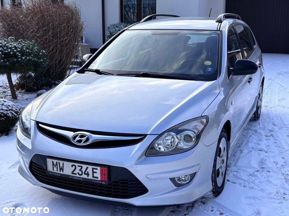 Hyundai i30 1.6 CRDi FIFA WM Edition - 2