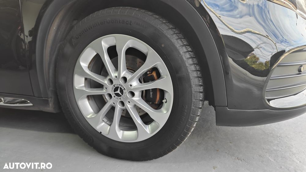 Mercedes-Benz GLA - 15