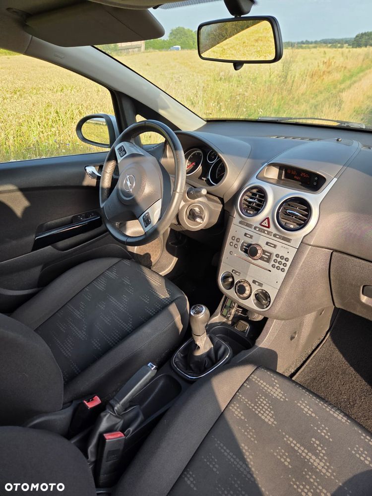 Opel Corsa 1.3 CDTI Enjoy S&S ecoFLEX - 9