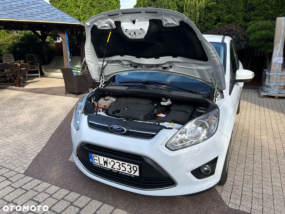 Ford C-MAX 2.0 TDCi Titanium - 39