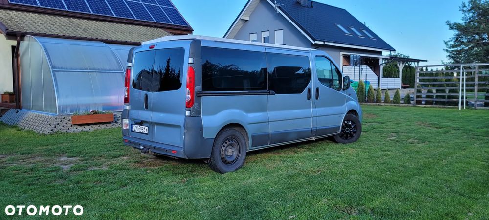 Opel Vivaro L2H1 2.9t - 8