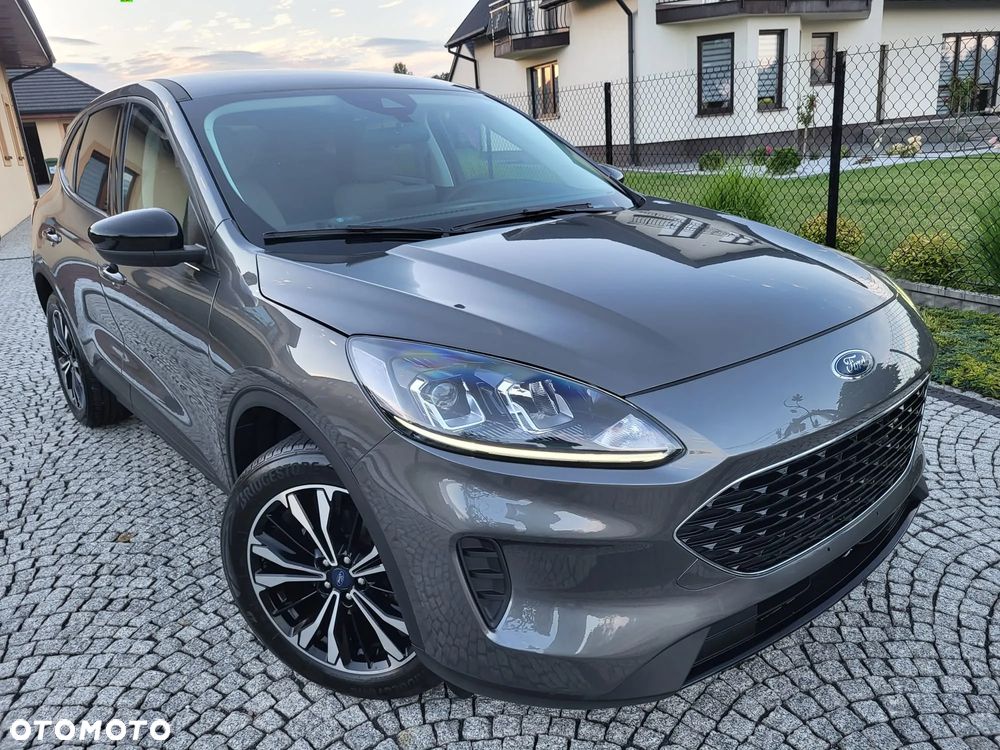 Ford Kuga - 16