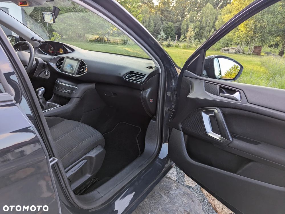 Peugeot 308 1.6 HDi Active - 24
