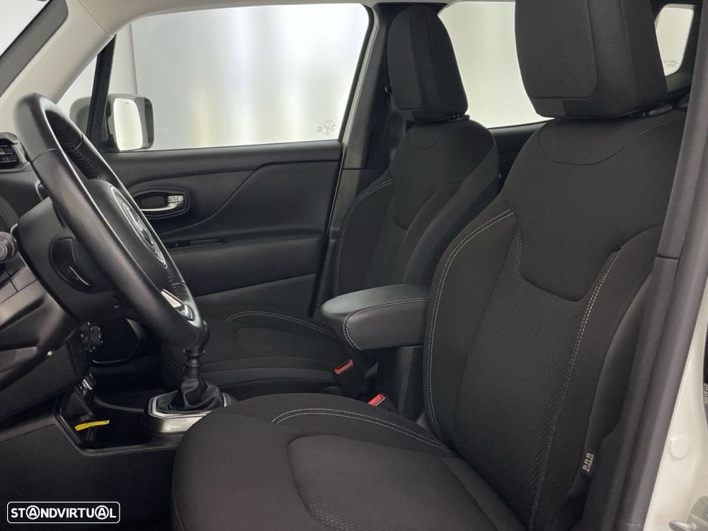 Jeep Renegade 1.0 T Limited - 18