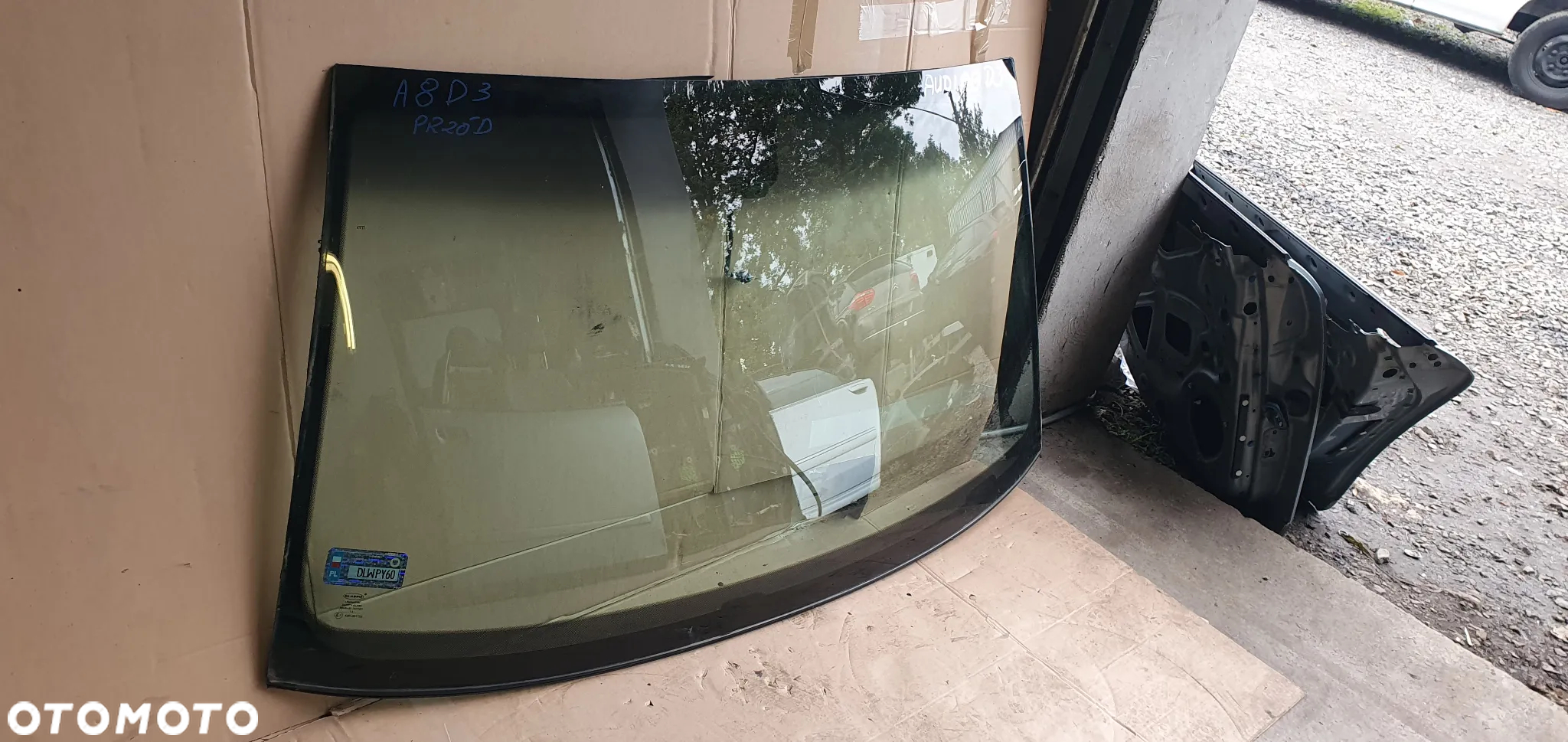 Szyba czołowa przód przednia Audi A8 D3 - 4