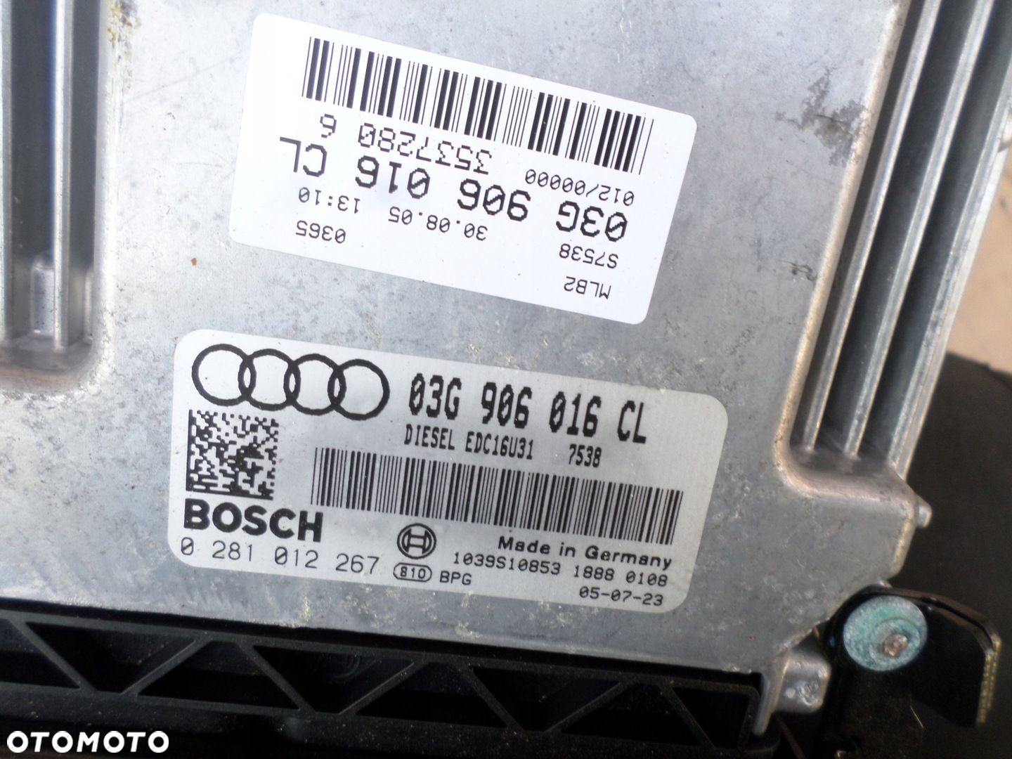 KOMPUTER SILNIKA AUDI A4 B7 2.0 TDI 03G906016CL - 2