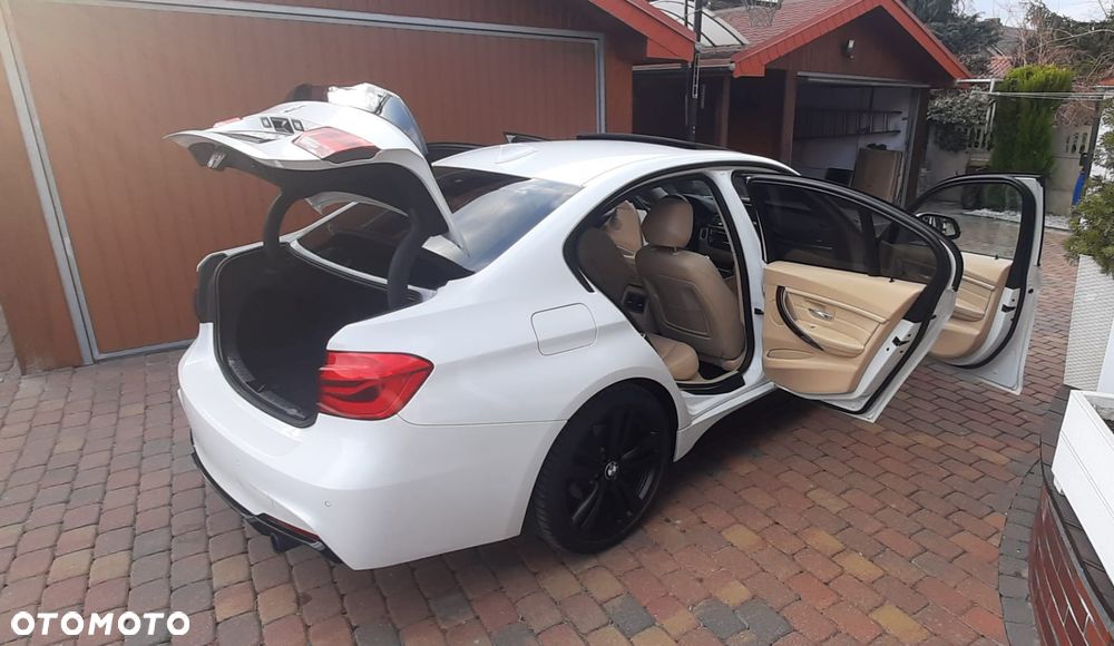 BMW Seria 3 328i xDrive - 13