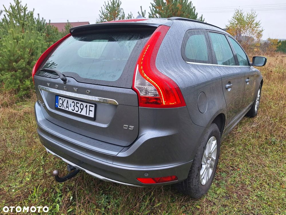 Volvo XC 60 D3 Drive-E Momentum - 6
