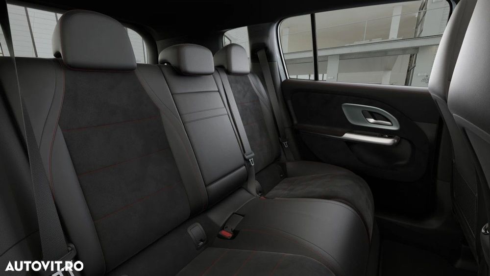 Mercedes-Benz GLB - 8