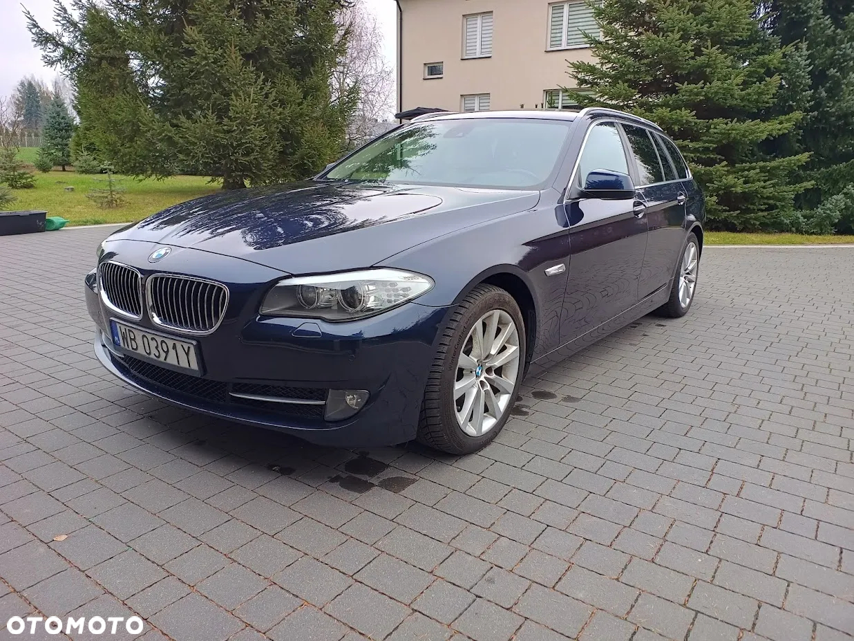 BMW Seria 5 528i Touring - 7