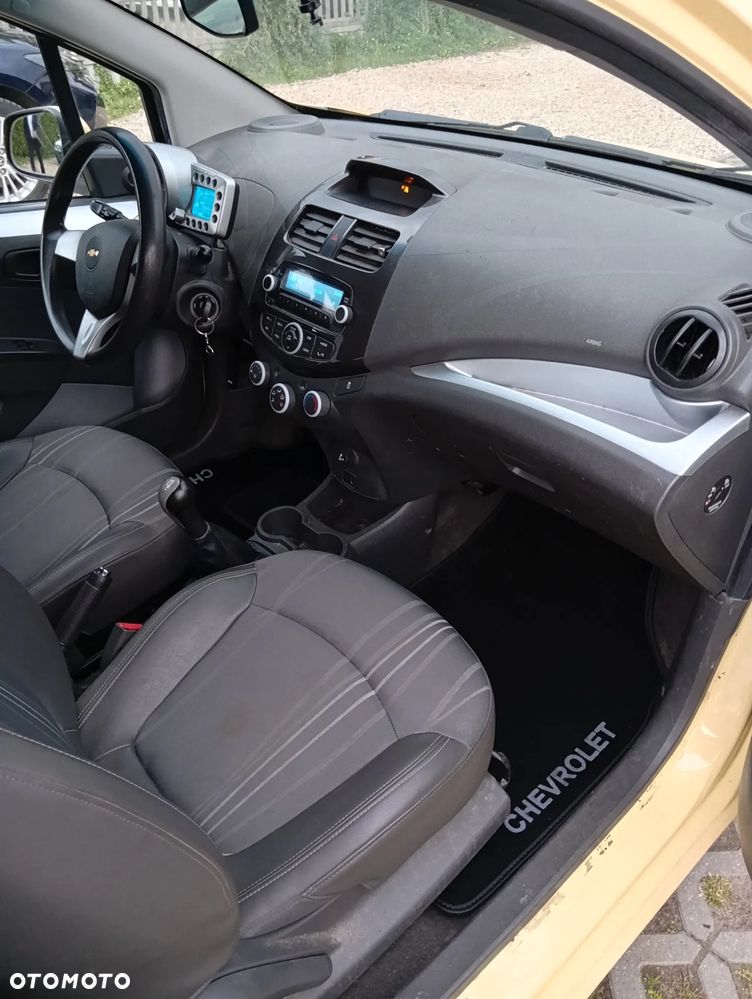 Chevrolet Spark 1.0 LT - 13