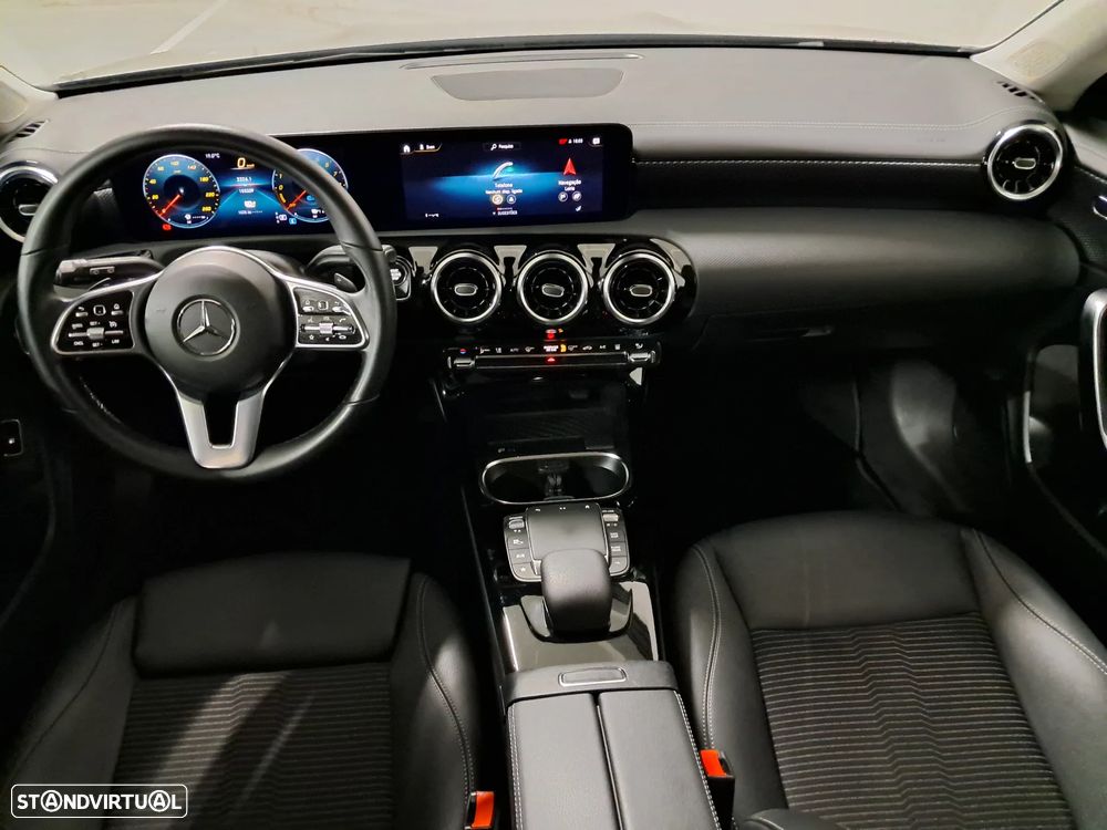 Mercedes-Benz CLA 250 e Shooting Brake 8G-DCT Progressive Line Advanced - 17