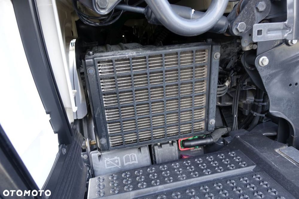 Scania R500 NGS / EURO 6 / STANDARD / AUTOMAT / RETARDER / 2 ZBIORNIKI / KLIMATYZACJA POSTOJOWA / LODÓWKA - 19