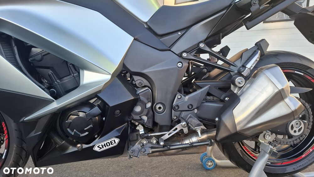 Kawasaki Ninja 1000 SX - 3