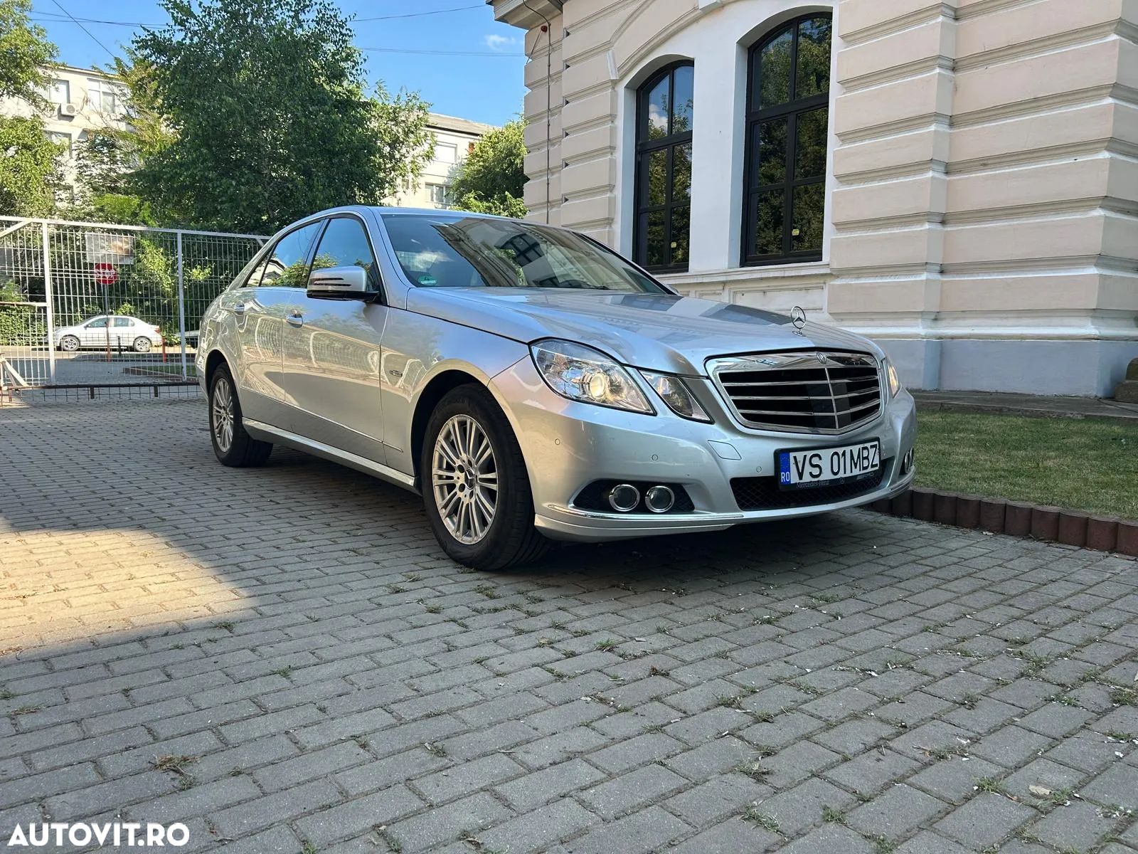 Mercedes-Benz E 220 CDI BlueEfficiency Aut. - 1