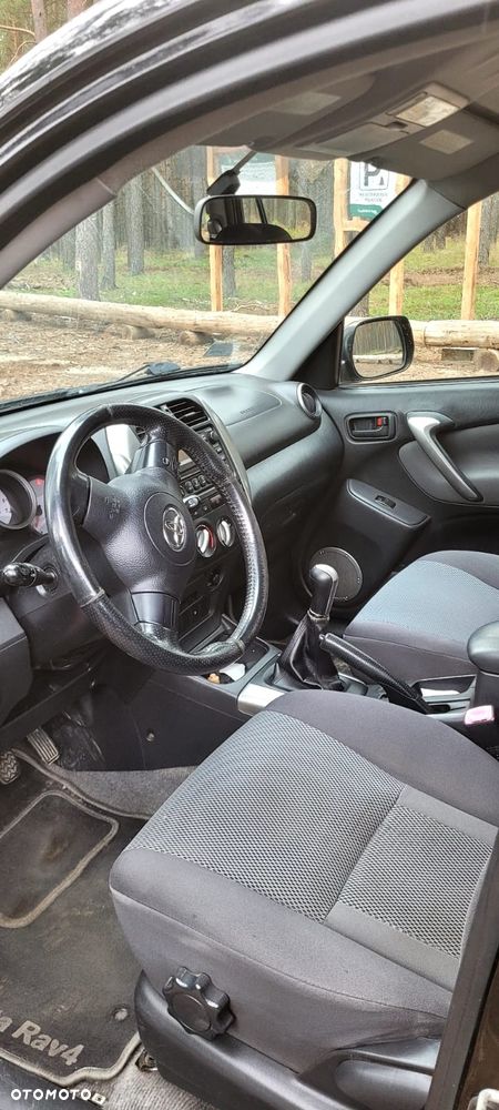 Toyota RAV4 - 4