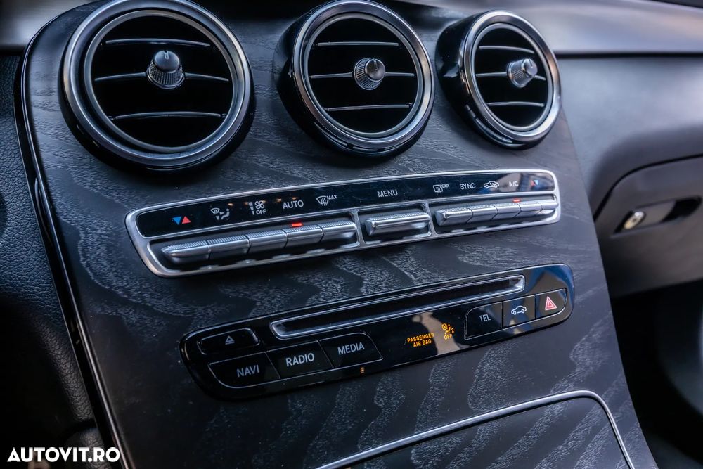 Mercedes-Benz GLC 250 d 4MATIC - 22