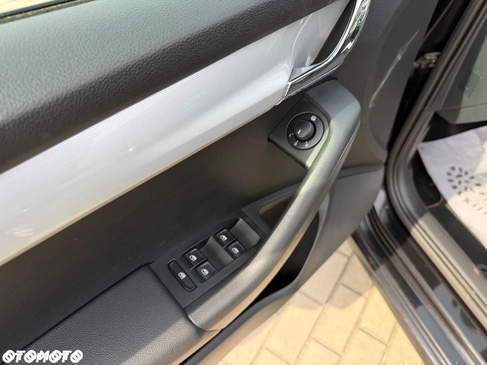Skoda Octavia 2.0 TDI DSG Ambition - 18