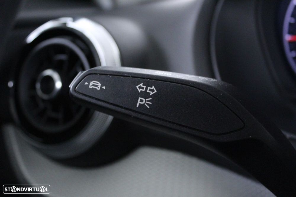 Audi Q2 30 TFSI Advanced - 25