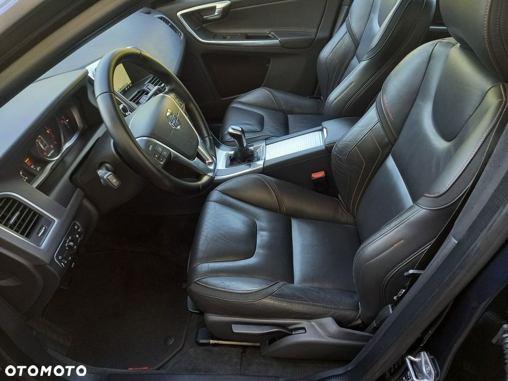 Volvo XC 60 D3 Ocean Race - 31