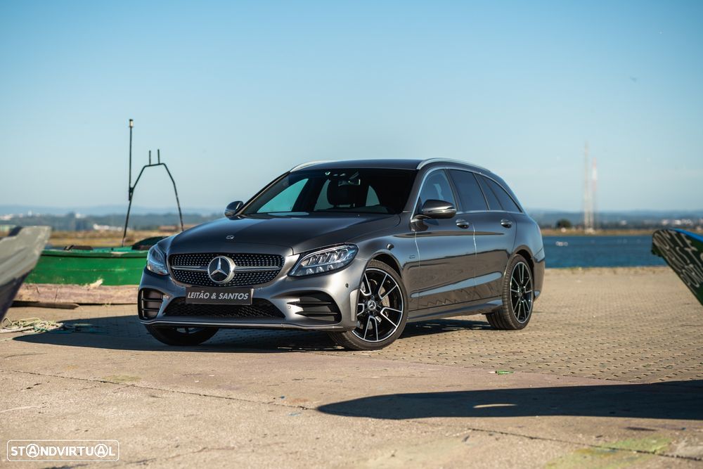 Mercedes-Benz C 300 de AMG Line - 2