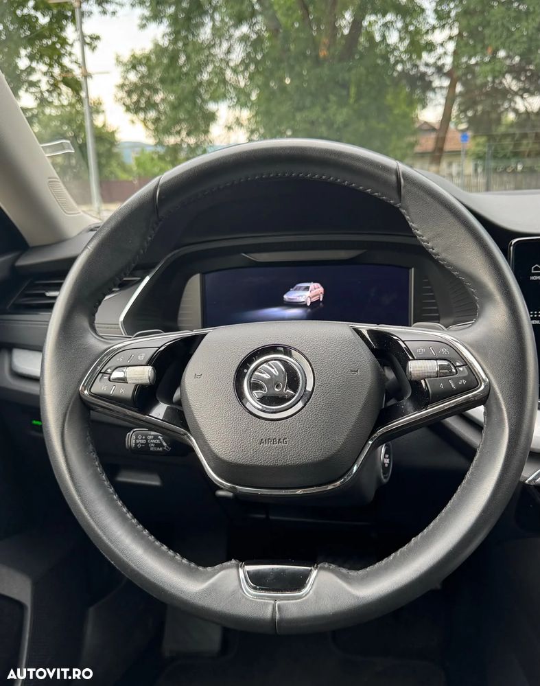 Skoda Octavia 2.0 TDI DSG Tour - 17