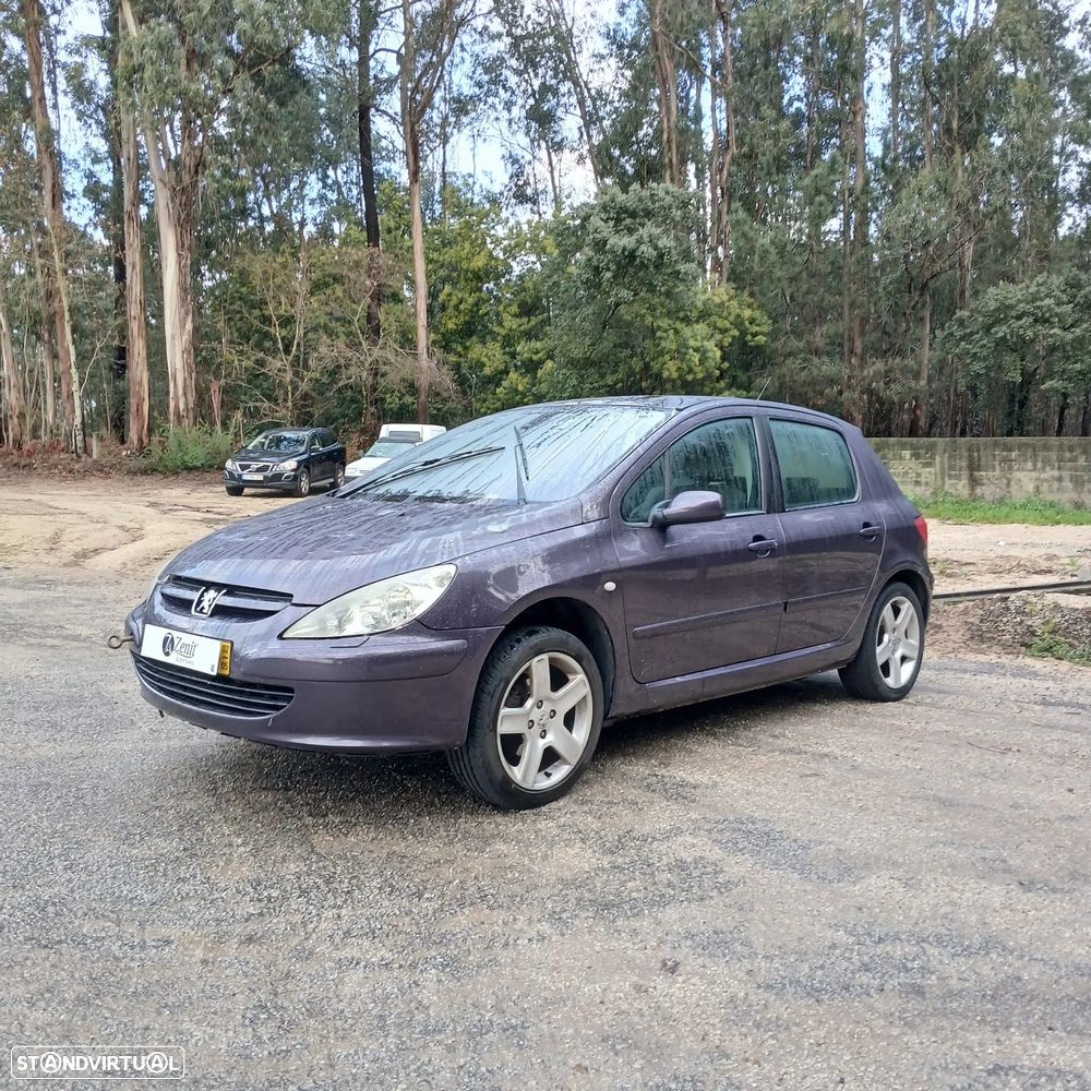 Peugeot 307 2.0 de 2002 - Peças Usadas (10283) - 2