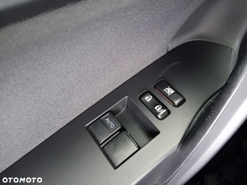 Toyota Auris 1.6 Active - 16