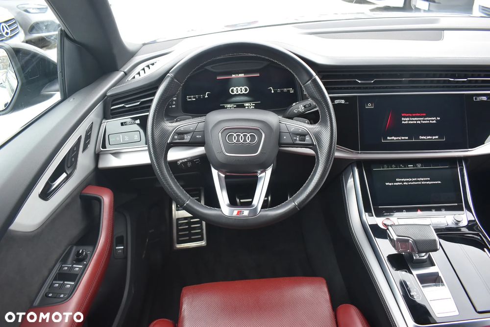 Audi SQ8 - 23