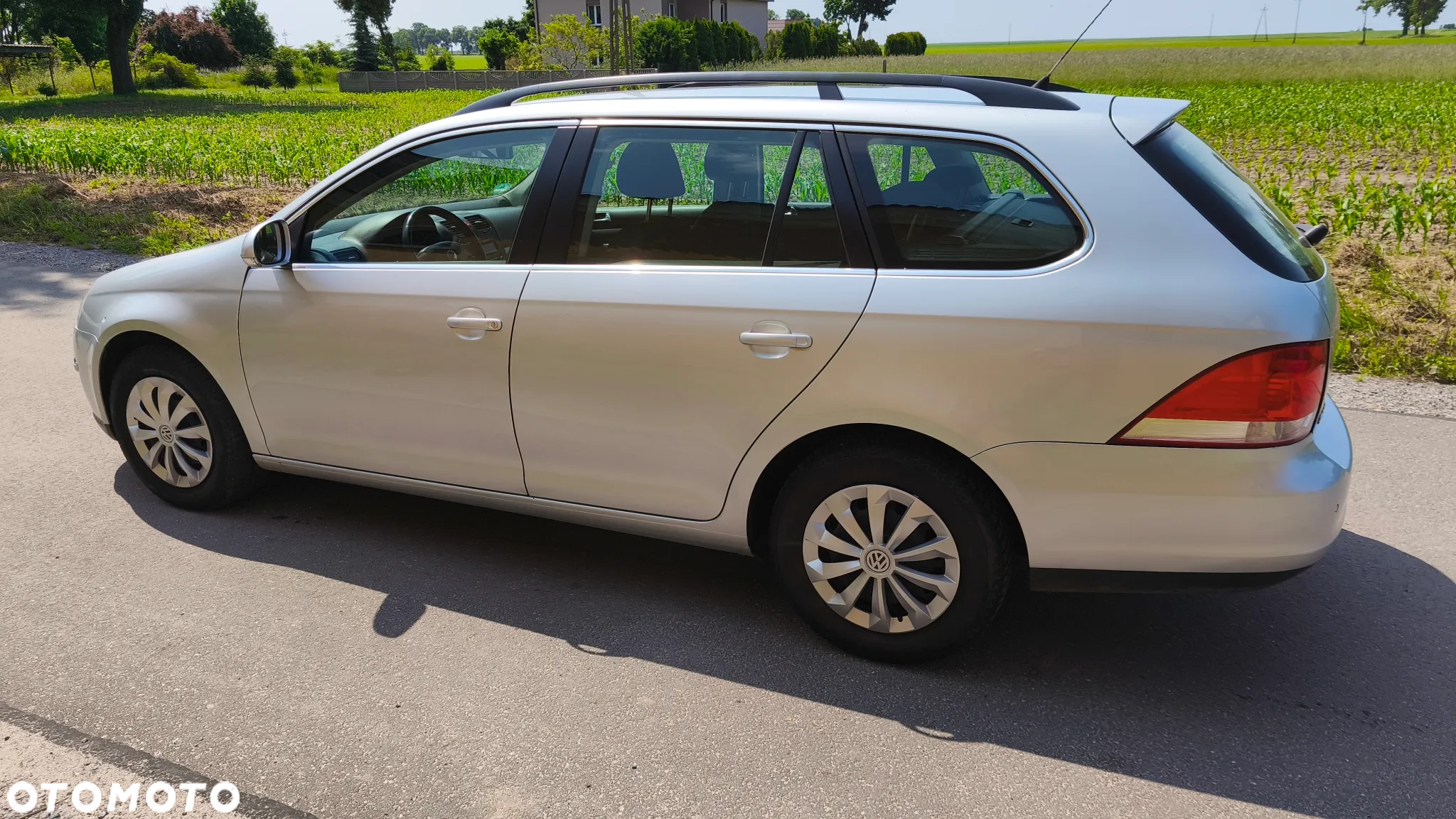Volkswagen Golf 1.6 Comfortline - 3