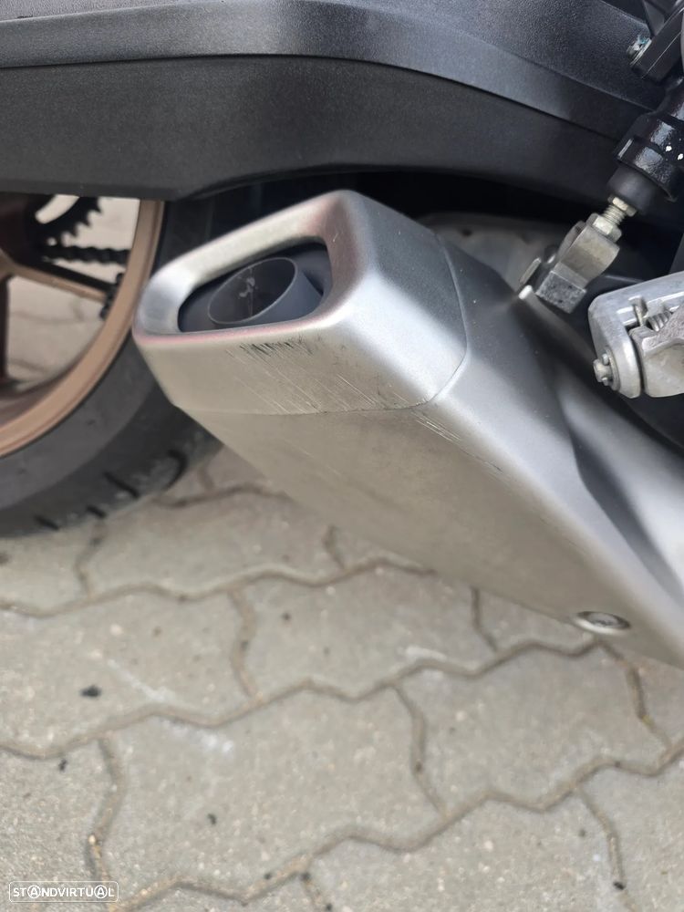 Honda CB 650R Neo Café - 5