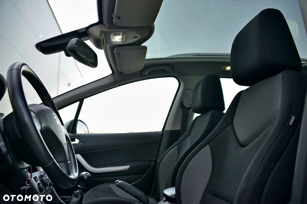 Peugeot 308 HDi FAP 110 Premium - 29