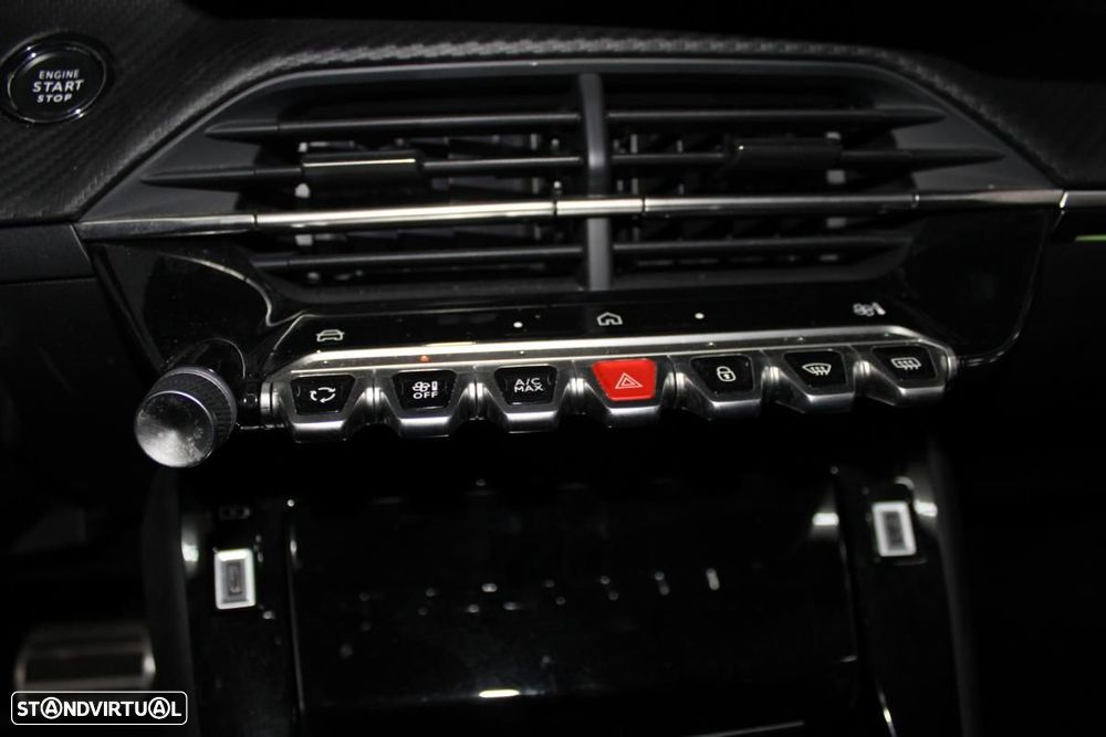 Peugeot e-2008 50 kWh GT - 20